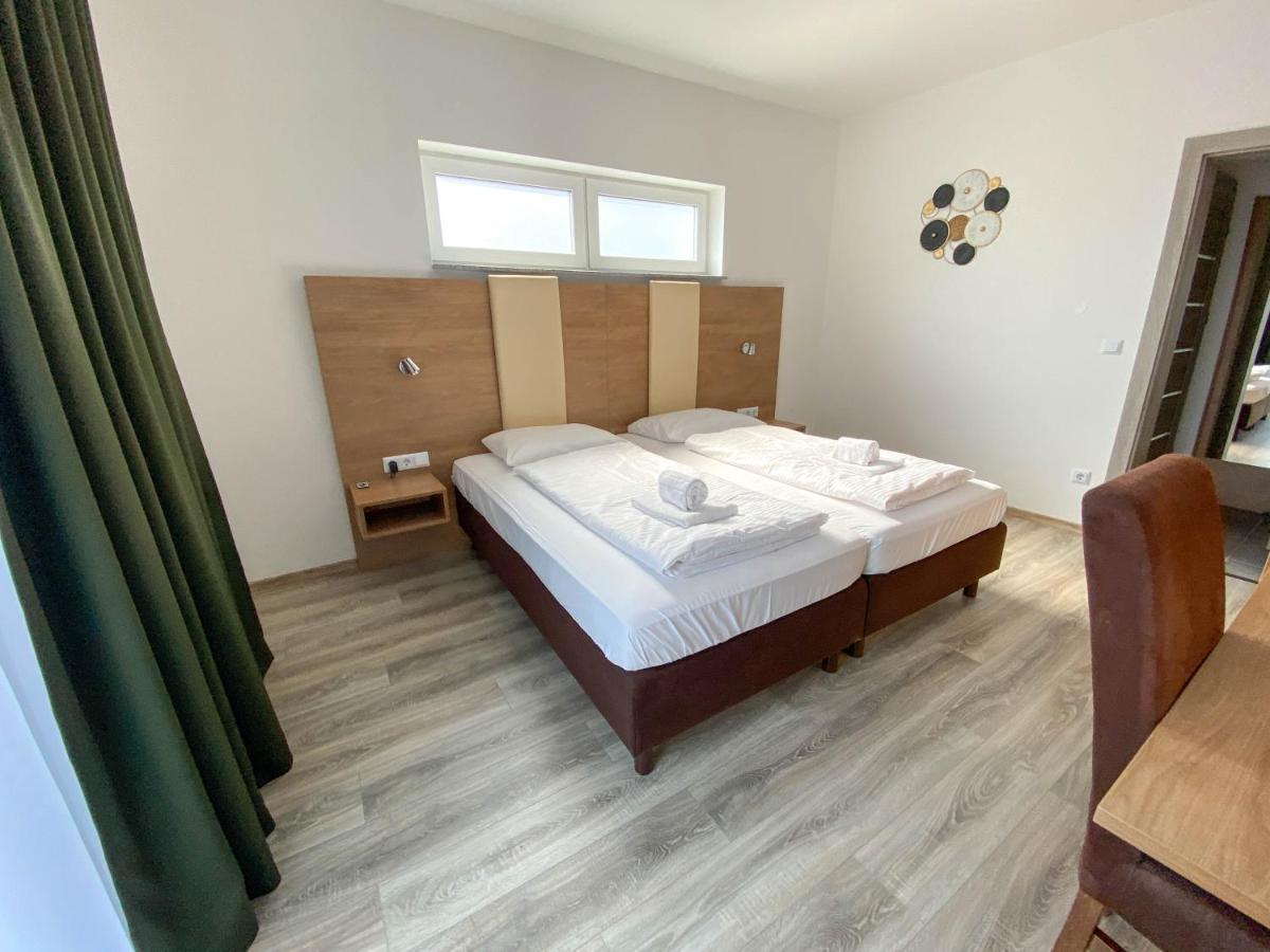 City Rooms Gede لبسيا المظهر الخارجي الصورة