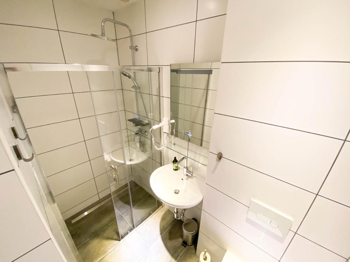 City Rooms Gede لبسيا المظهر الخارجي الصورة